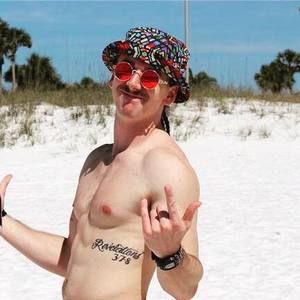 Meet your Posher, Ray